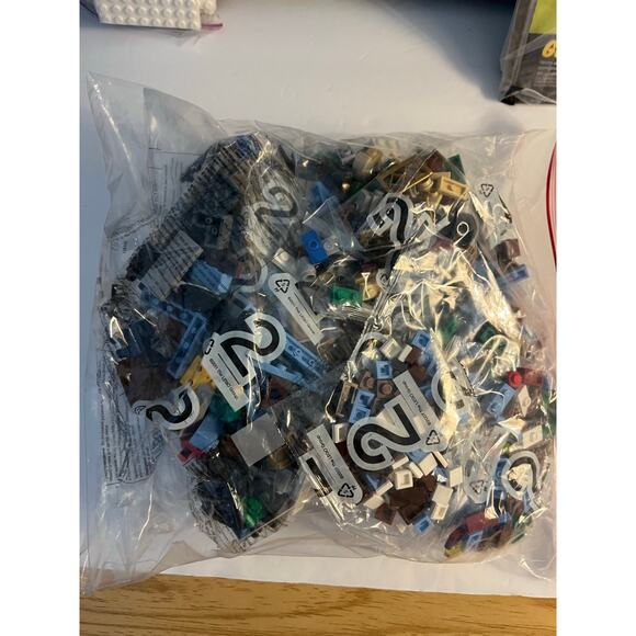 LEGO Creator 10229  Winter Village Cottage New Retired Vintage Open Box Holiday - Picture 8 of 16